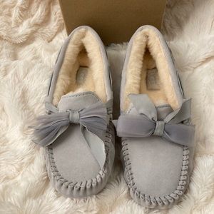 NIB UGG Dakota Moccasin Slippers